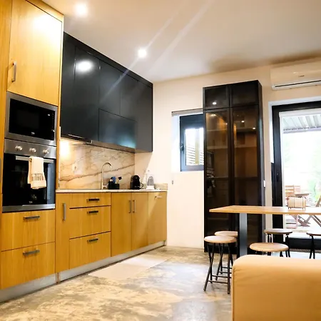 Francos Family House *