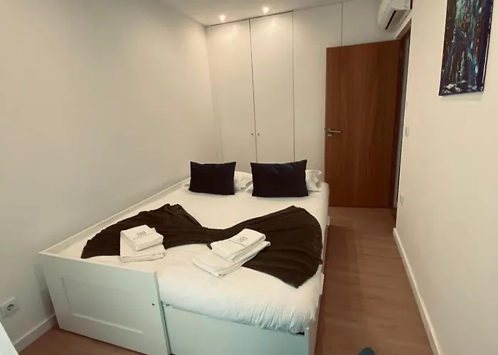 Francos Family House 펜션 *